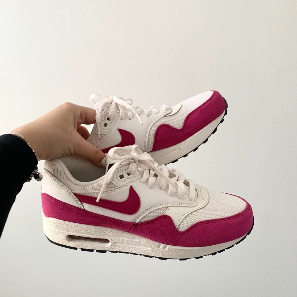 Nike Air Max 1 “Essential”